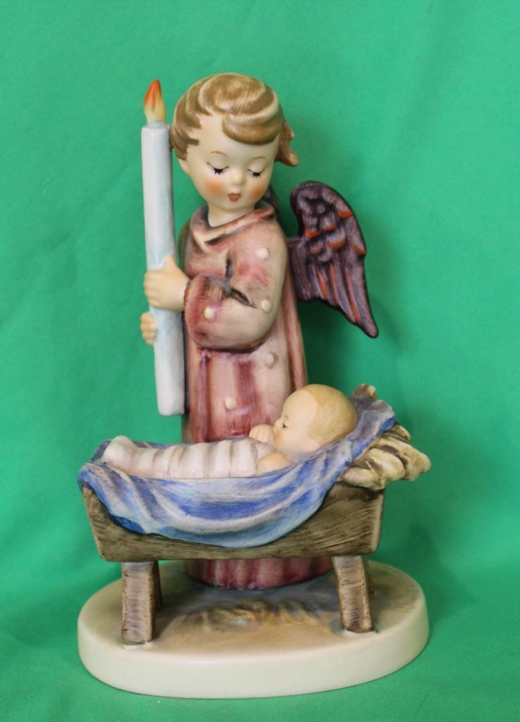 Goebel Hummel Watchful Angel 6.5" Figurine TMK 6 #194: Goebel Hummel Watchful Angel 6.5" Figurine TMK 6 #194