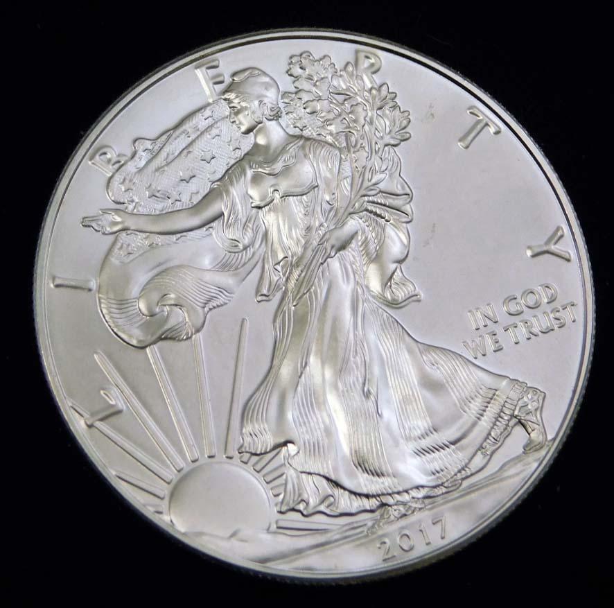 2017 BU American Silver Eagle 1 oz Fine Silver Round (1 of 2)