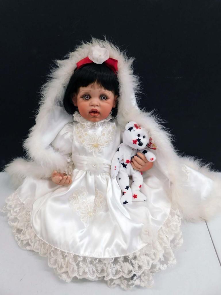 1999 Fayzah Snowy White 26" Toddler Baby Sitting Girl Doll (1 of 9)