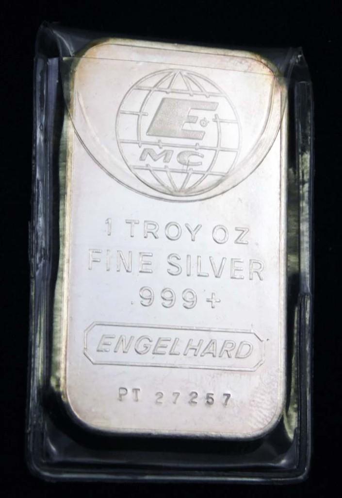 1 Troy Ounce Silver Bar Engelhard Fine Silver (1 of 2)