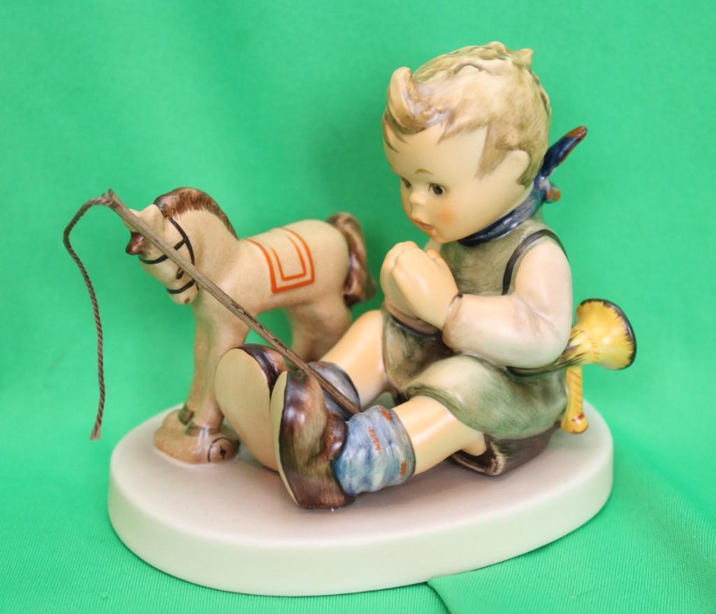 Goebel Hummel Playful Blessing Figurine 658 Exclusive Edition 1997-1998: Goebel Hummel Playful Blessing Figuring 658 Exclusive Edition 1997-1998