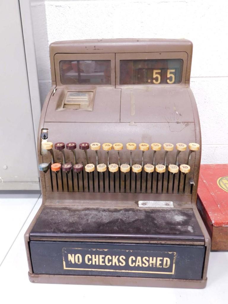 Vintage Cash Register: Vintage Cash Register . As is, no key, but the buttons seem to make the drawer open