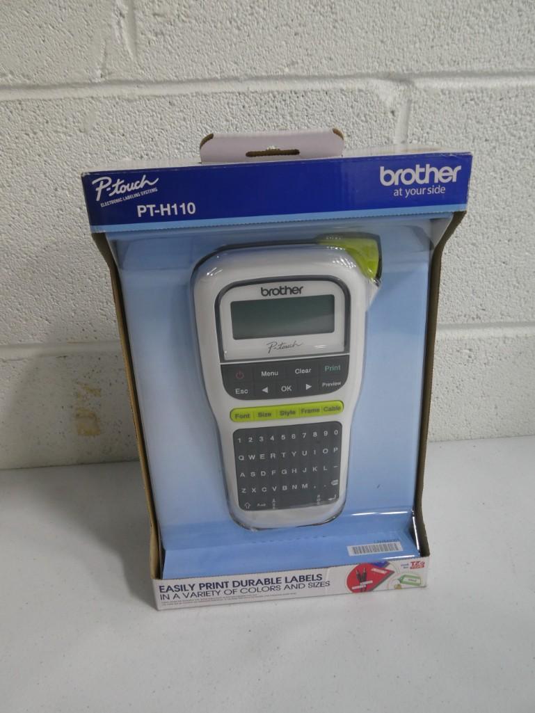 Brother P-Touch PT-H110 New in Box Label Maker (1 of 3)