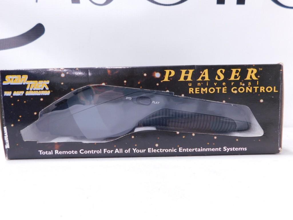 Star Trek Phaser Universal Remote Control New in Box (1 of 4)