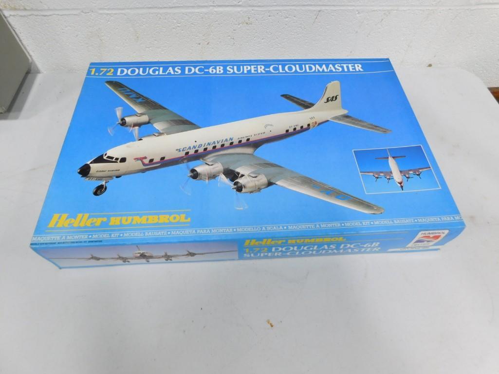 Heller Humbrol 1.72 Douglas DC-6B Super-Cloudmaster Airplane Kit: Heller Humbrol 1.72 Douglas DC-6B Super-Cloudmaster Airplane Kit