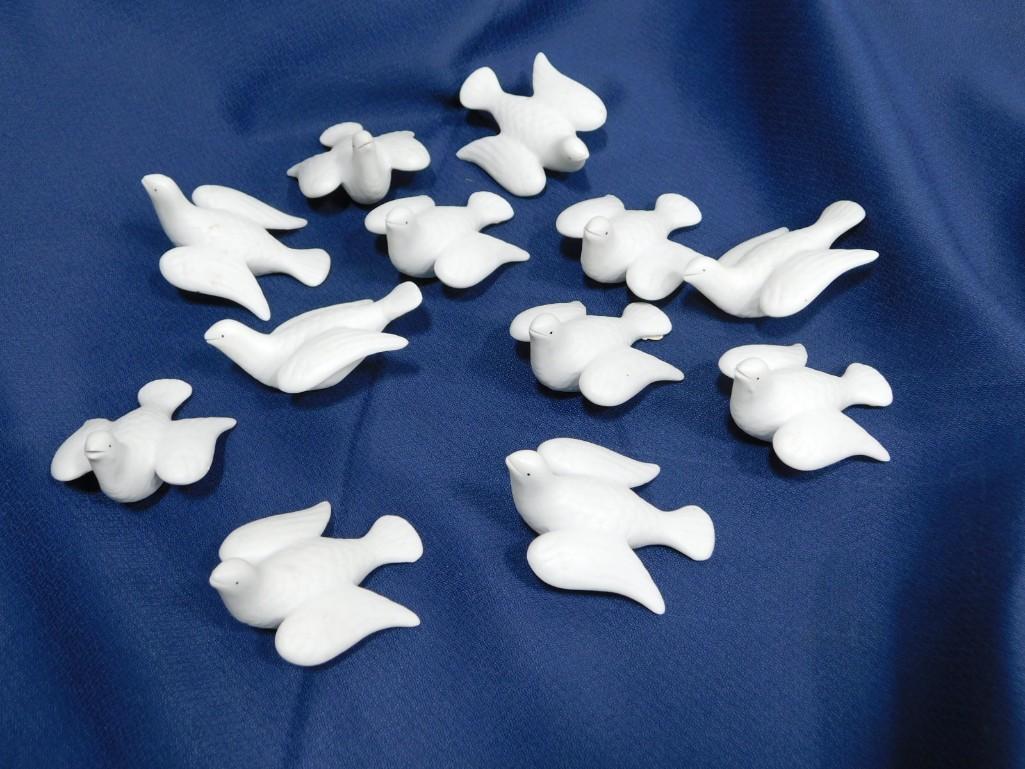 12 Lego Bisque Porcelain Birds or Doves Made in Japan (1 of 6)