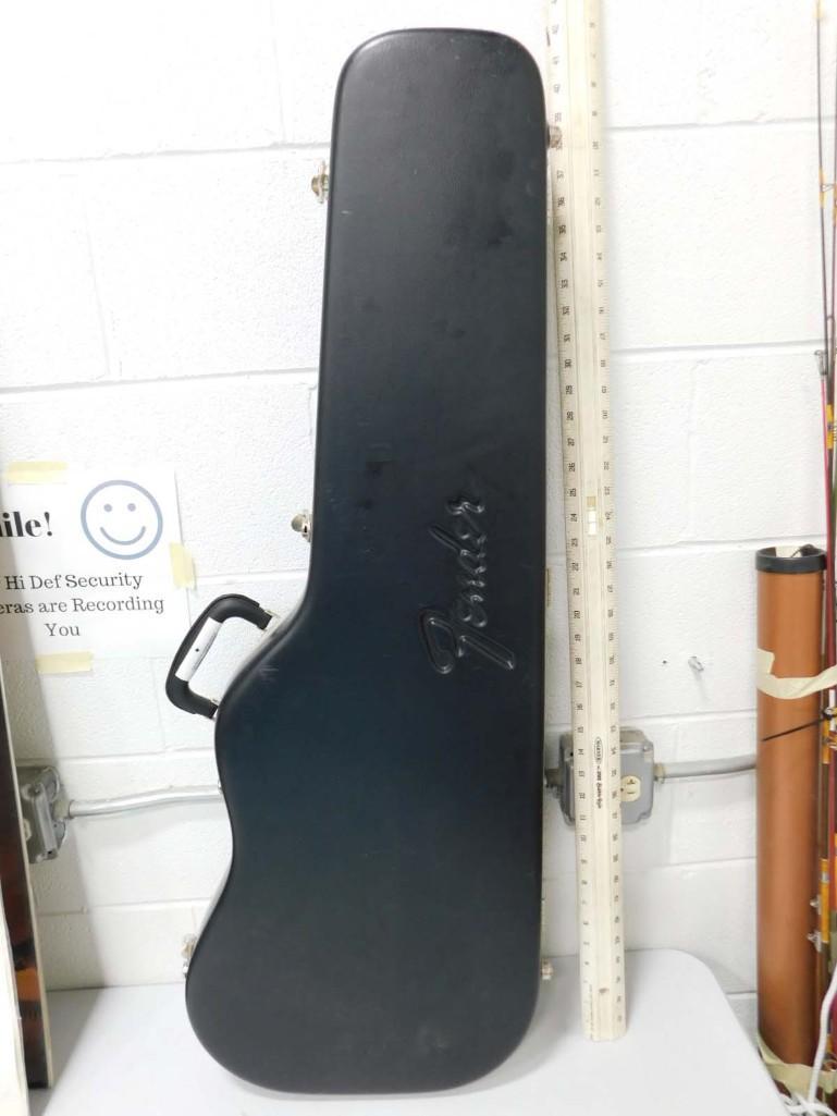 Fender Guitar Case EMPTY (1 of 5)