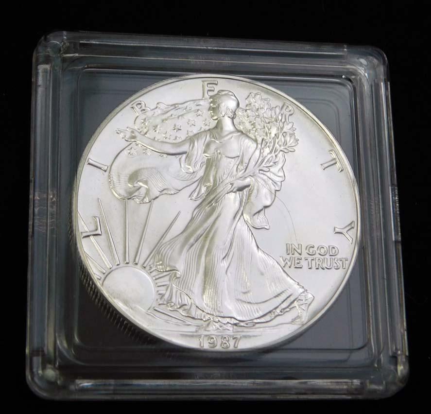 1987 American Silver Eagle 1 oz Fine Silver Round (1 of 2)
