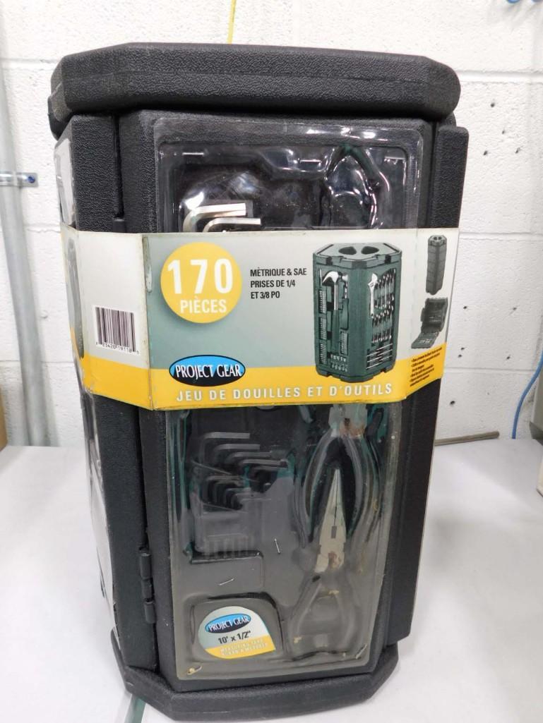 Tool Set Appears New in Package (1 of 8)