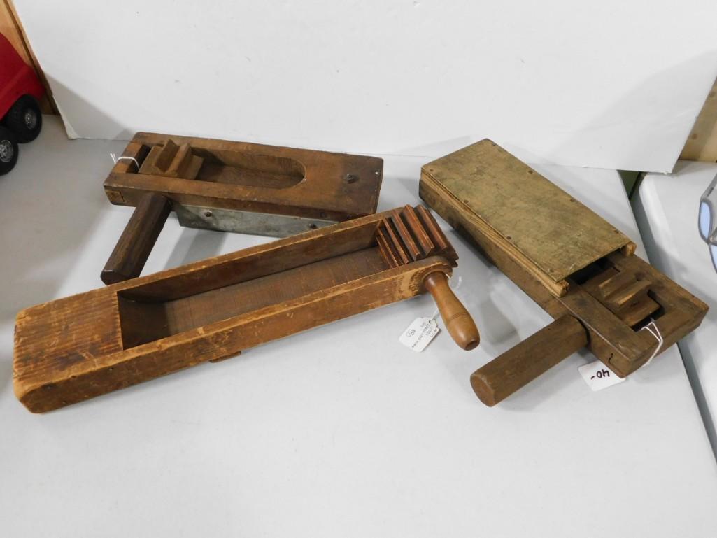 Lot of 3 Vintage Wooden Noise Makers (1 of 4)