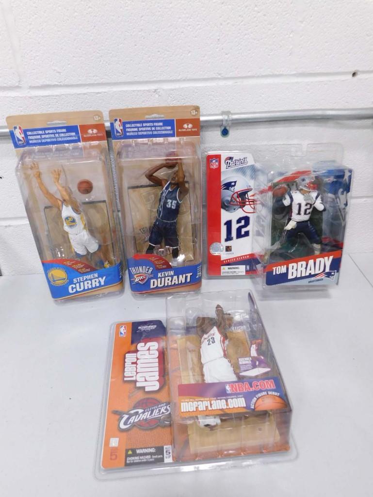 4 Sports Figures New in Package incl Lebron James, Tom Brady, Kevin Durant, and Stephen Curry (1 of 4)