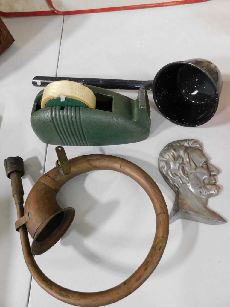 Collectibles incl Antique Round Car Horn with NO Bulb , Vintage Tape Dispenser, Dipper, Cast Metal L: Collectibles incl Antique Round Car Horn with NO Bulb , Vintage Tape Dispenser, Dipper, Cast Metal Lincoln Head Wall Hanging