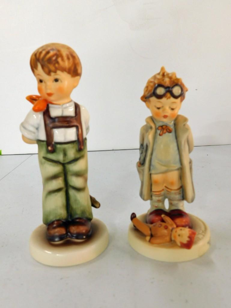 2 Goebel Hummel Figurines incl Puppendoktor and Ich War's Nicht I Didn't Do It: 2 Goebel Hummel Figurines incl Puppendoktor and Ich War's Nicht I Didn't Do It