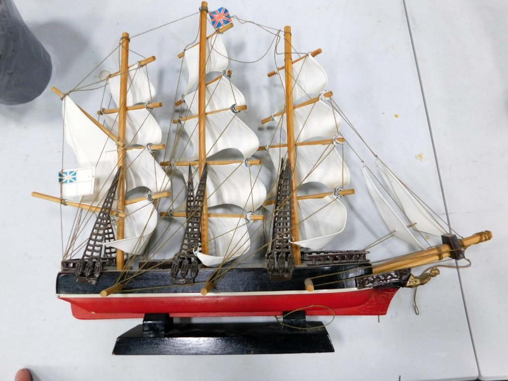 Vintage Cutty Sark Ship Model: Vintage Cutty Sark Ship Model Approx 15" tall and 18" long