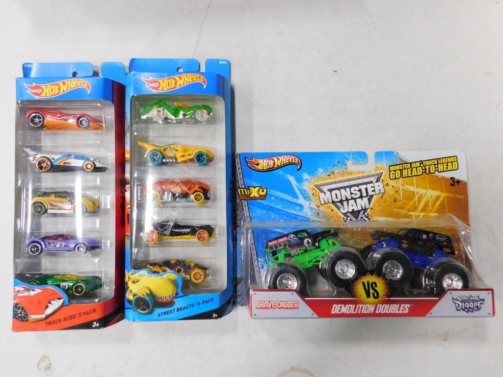 Hot Wheels Lot incl Track Aces 5 Pack, Street Beasts 5 Pack, and Monster Jam Demolition Doubles (1 of 4)