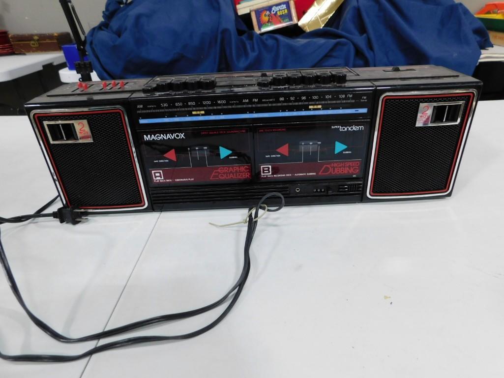 Vintage Magnavox Dual Cassette Stereo Boombox Works (1 of 3)
