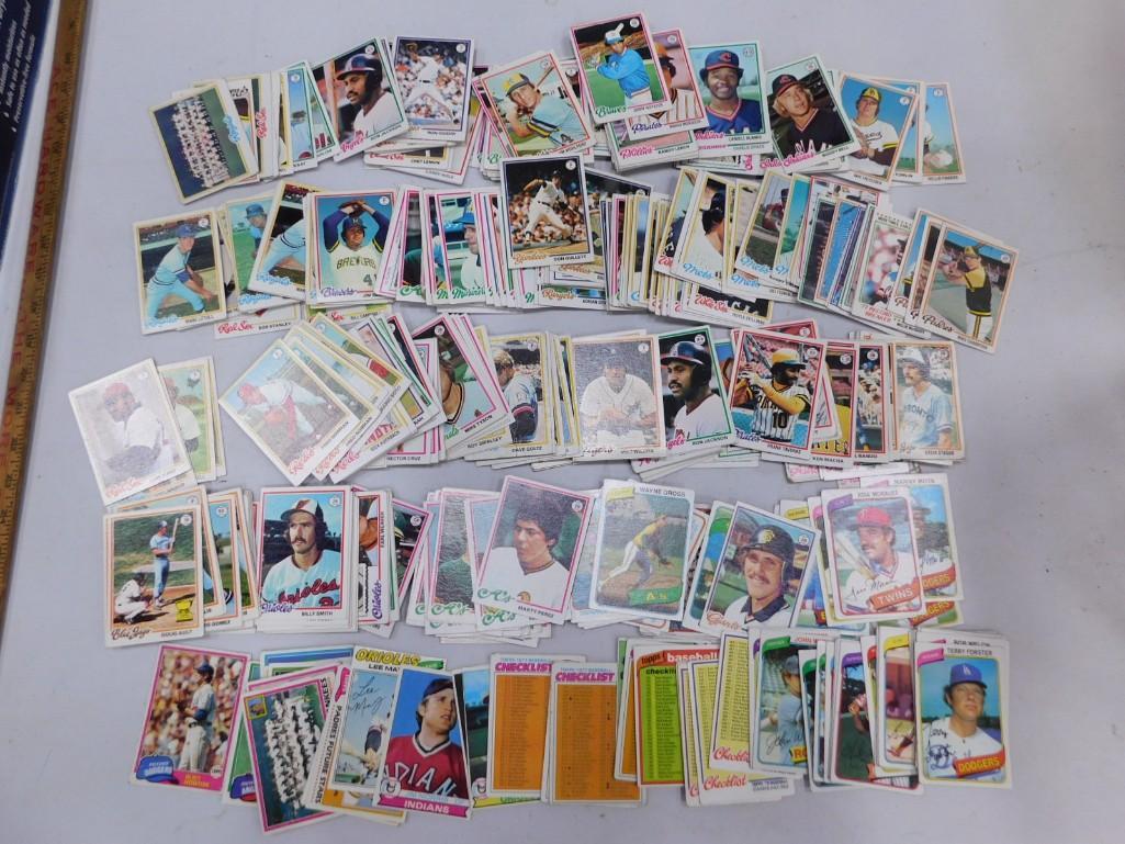 Lot of 1977-1981 Topps Baseball Cards (1 of 4)