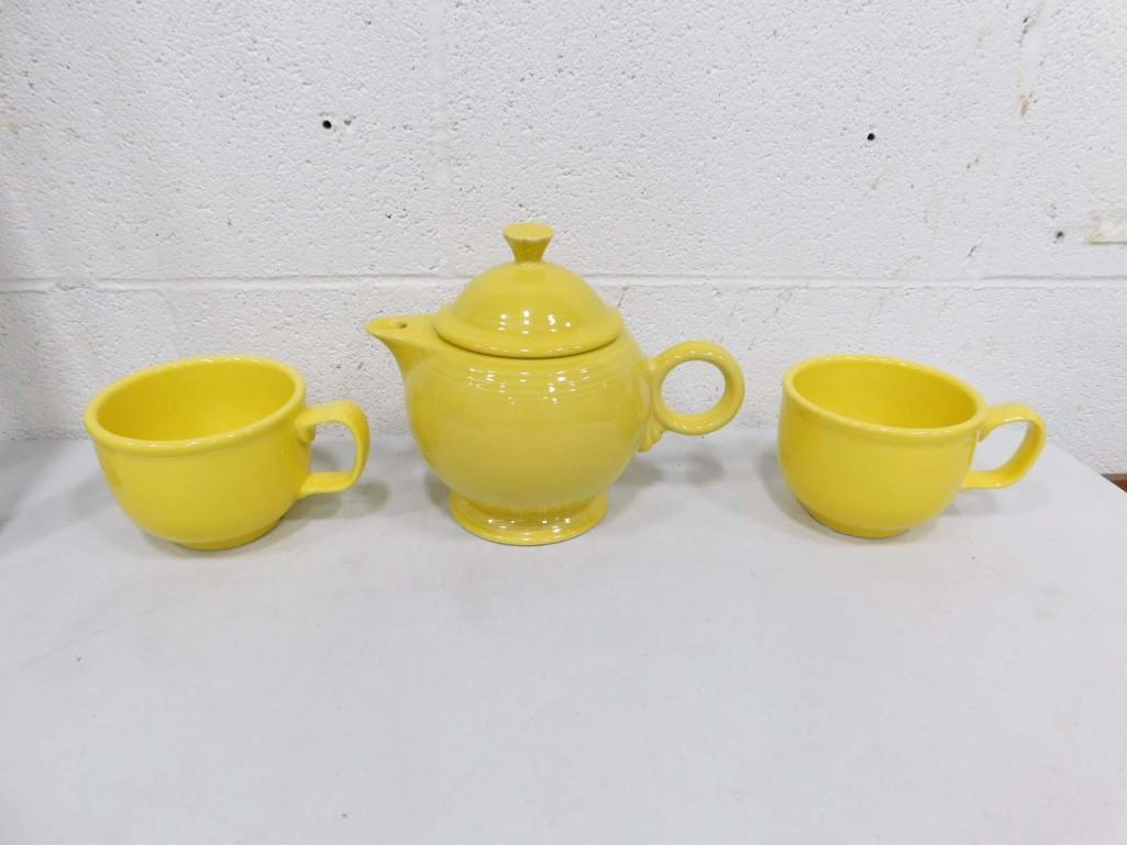 Yellow Fiesta Ware Teapot and 2 Homer Laughlin Yellow Mugs: Yellow Fiesta Ware Teapot and 2 Homer Laughlin Yellow Mugs