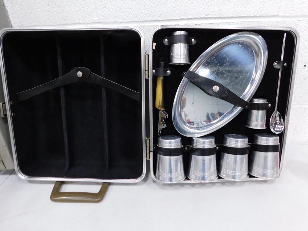 Vintage Portable Barware Set with Case: Vintage Portable Barware Set with Case