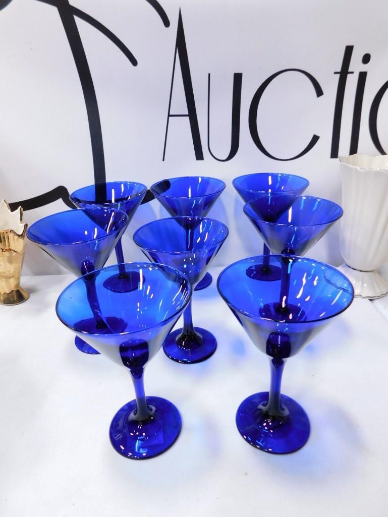 Set of 8 Cobalt Blue Martini / Manhattan Glasses: Set of 8 Cobalt Blue Martini / Manhattan Glasses Your Martinis will taste much better in these glasses