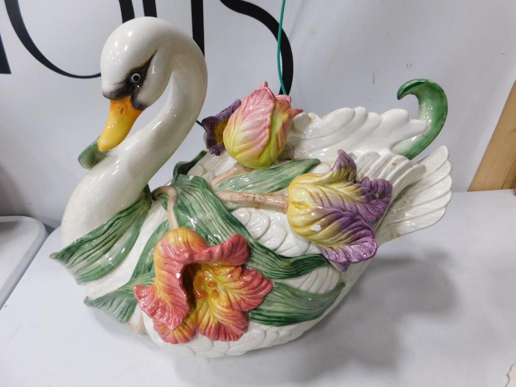 Fitz and Floyd Ceramic Swan Tureen: Fitz and Floyd Ceramic Swan Tureen - has a couple of small chips