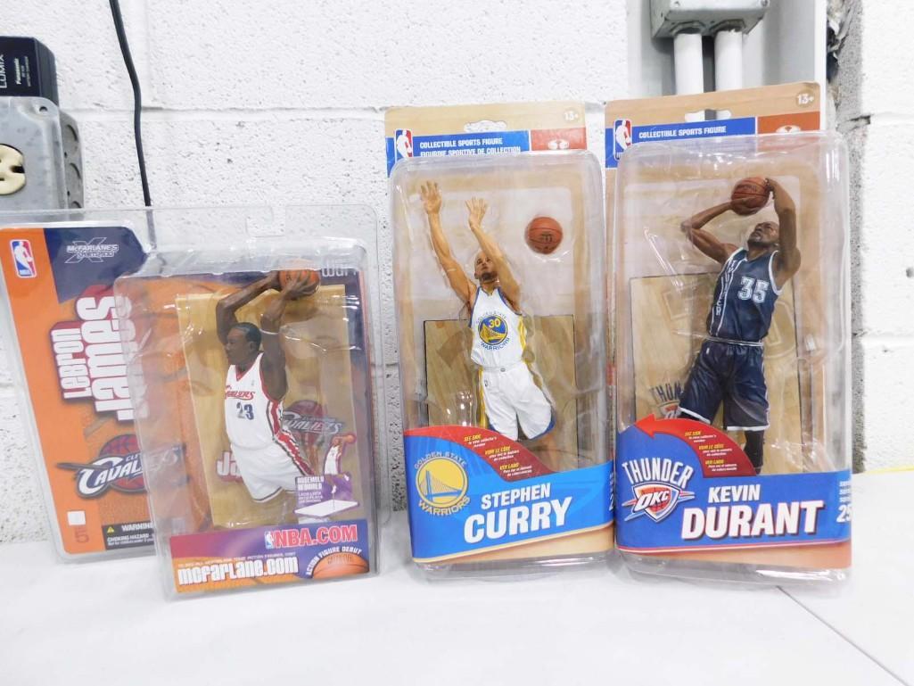 NBA Basketball Figures incl Lebron James, Stephen Curry, Kevin Durant: NBA Basketball Figures incl Lebron James, Stephen Curry, Kevin Durant . All new in package