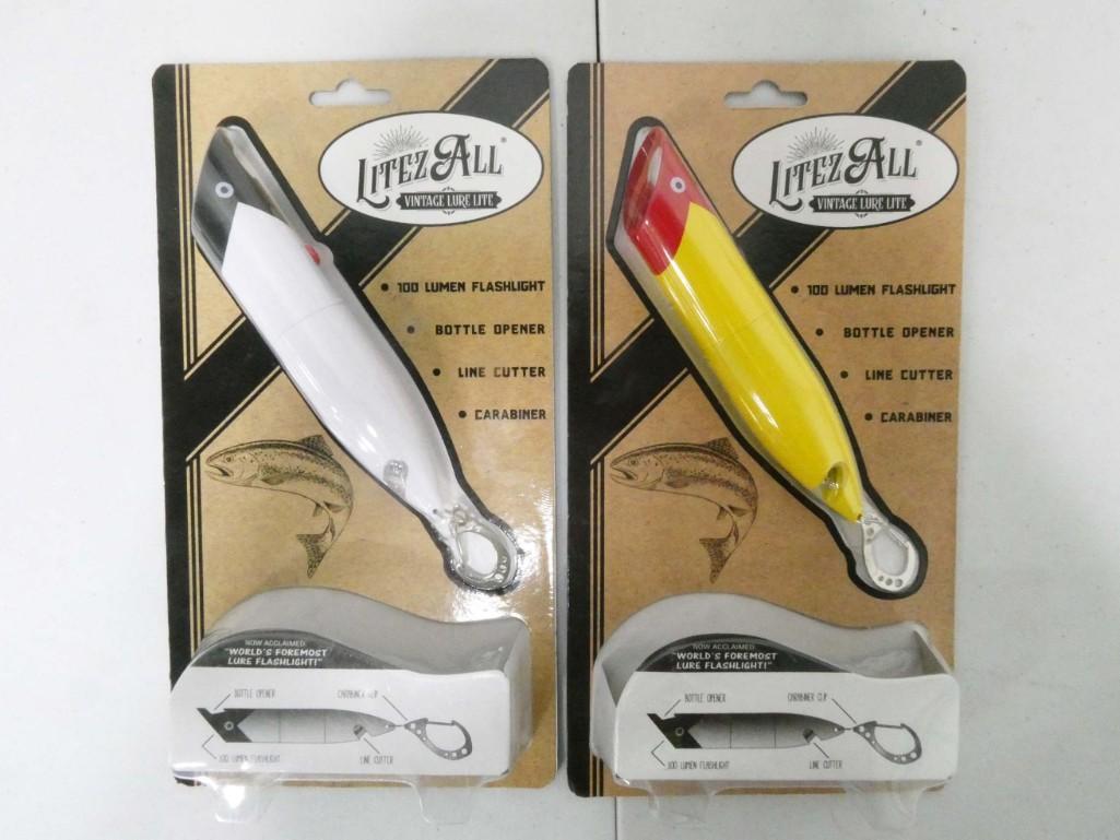 2 New in Package Fishing Lure Shaped Lights: 2 New in Package Fishing Lure Shaped Flashlights