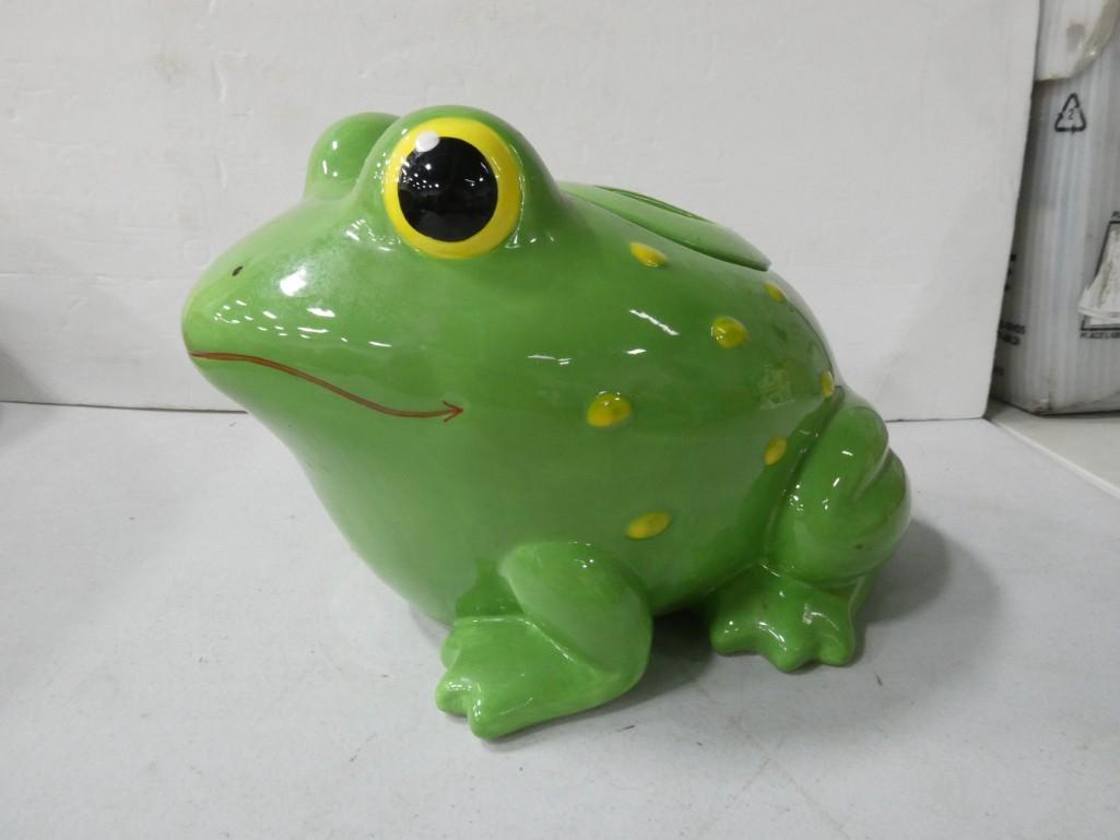 Ceramic Frog Cookie Jar (1 of 3)