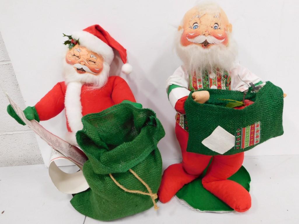 Lot of 2 Santa Claus Annalee Dolls: Lot of 2 Santa Claus Annalee Dolls