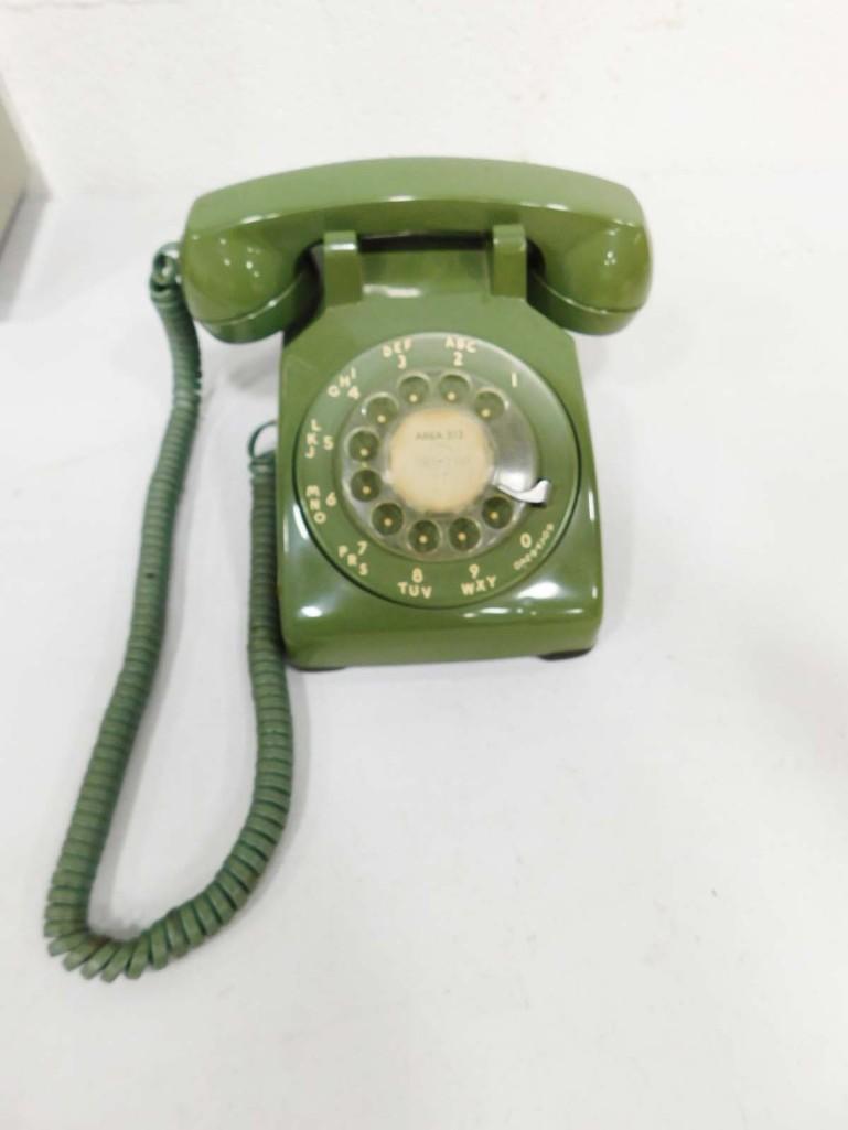 Vintage Green Rotary Dial Phone or Telephone (1 of 4)