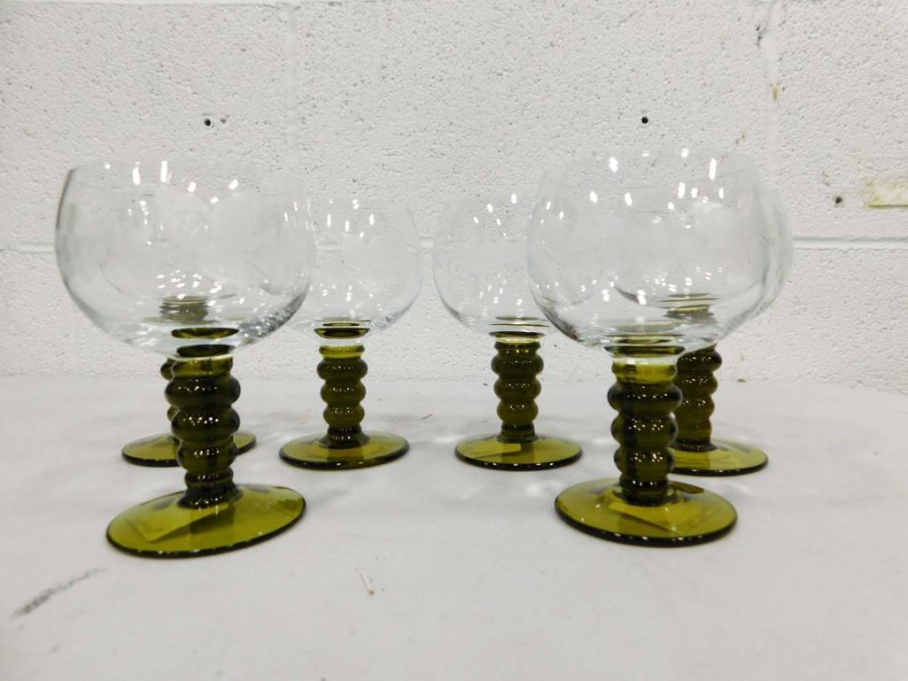 Set of 6 Stemware Glasses with Avocado Green Stems (1 of 2)