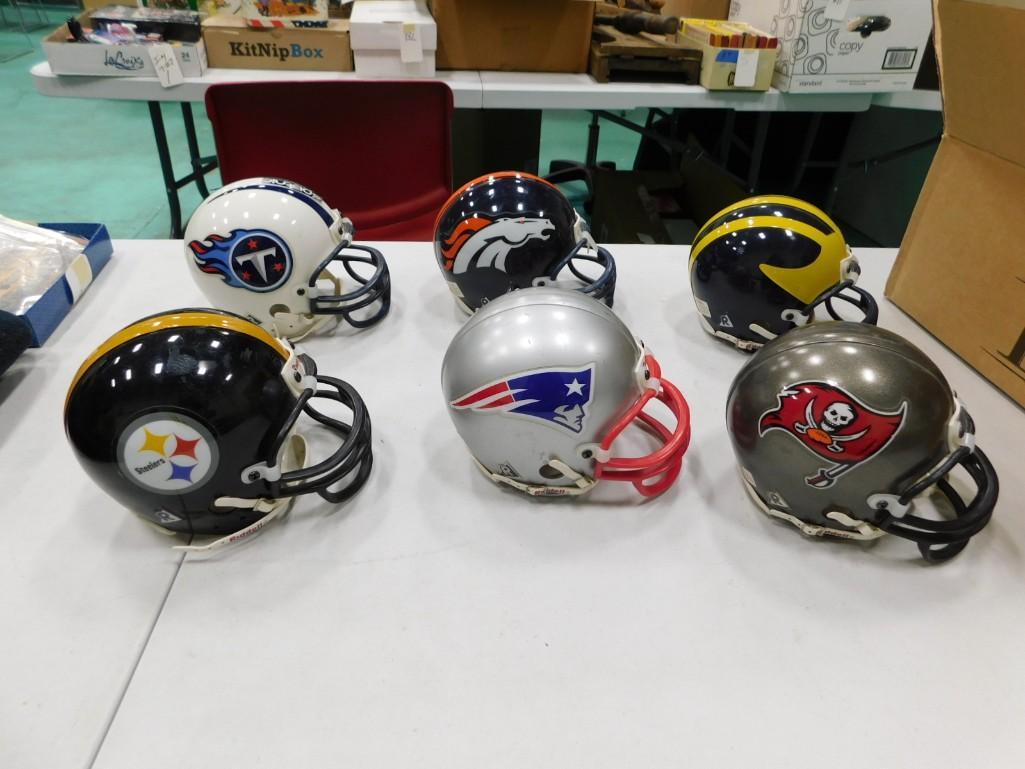 6 Mini Football Helmets Riddell and a Sports Light Shade (1 of 4)