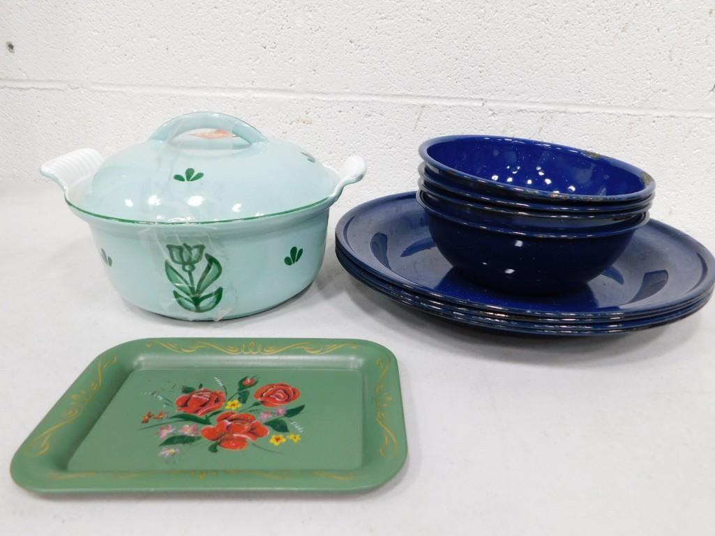 Kitchen Lot incl Dru Holland Cast Iron Green Tulip Dutch Oven, 4 Blue Enamelware Camping Bowls, (1 of 6)