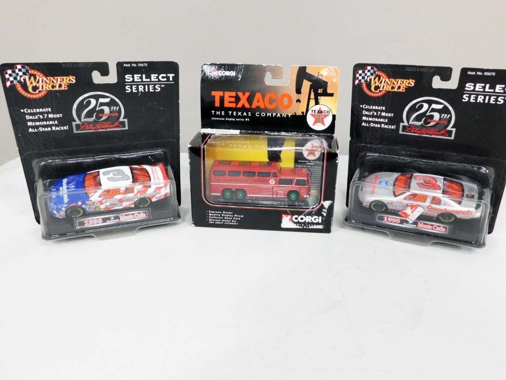 Corgi Texaco Scenicruiser Texas Pipeline Die Cast Bus and 2 Winners Circle Dale Earnhardt Die Cast: Corgi Texaco Scenicruiser Texas Pipeline Die Cast Bus and 2 Winners Circle Dale Earnhardt Die Cast Cars All in Original Packages