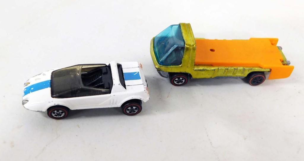 2 Hot Wheels Redlines incl 1970 Heavy Weights Cab and Base Only - Antifreeze (1 of 6)