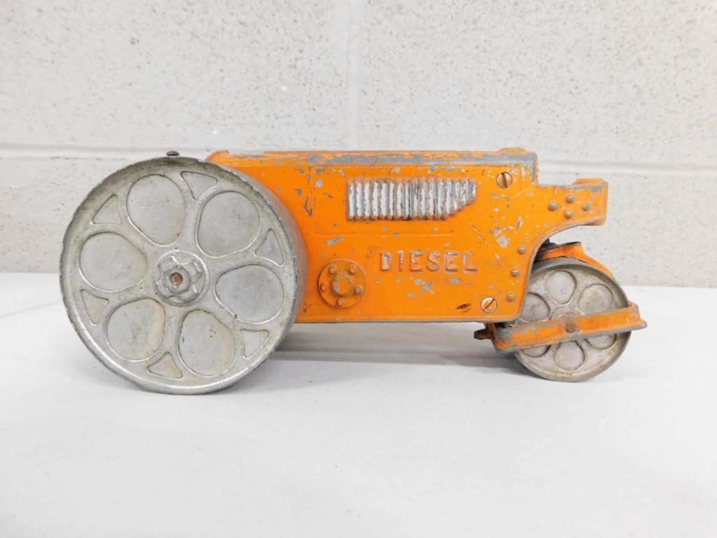 Vintage Hubley Kiddie Toy Diesel Steam Roller Orange Cast Metal: Vintage 1950s Hubley Kiddie Toy Diesel Steam Roller Orange Cast Metal