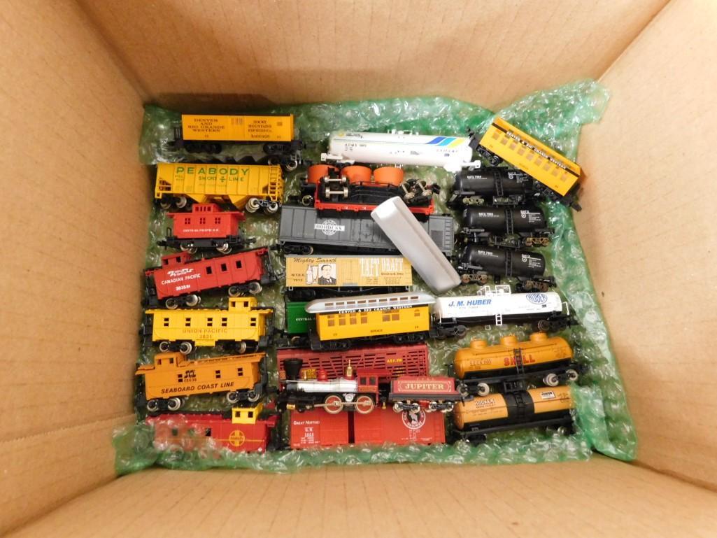 Lot of N-Scale Trains and Extras, etc. (1 of 3)