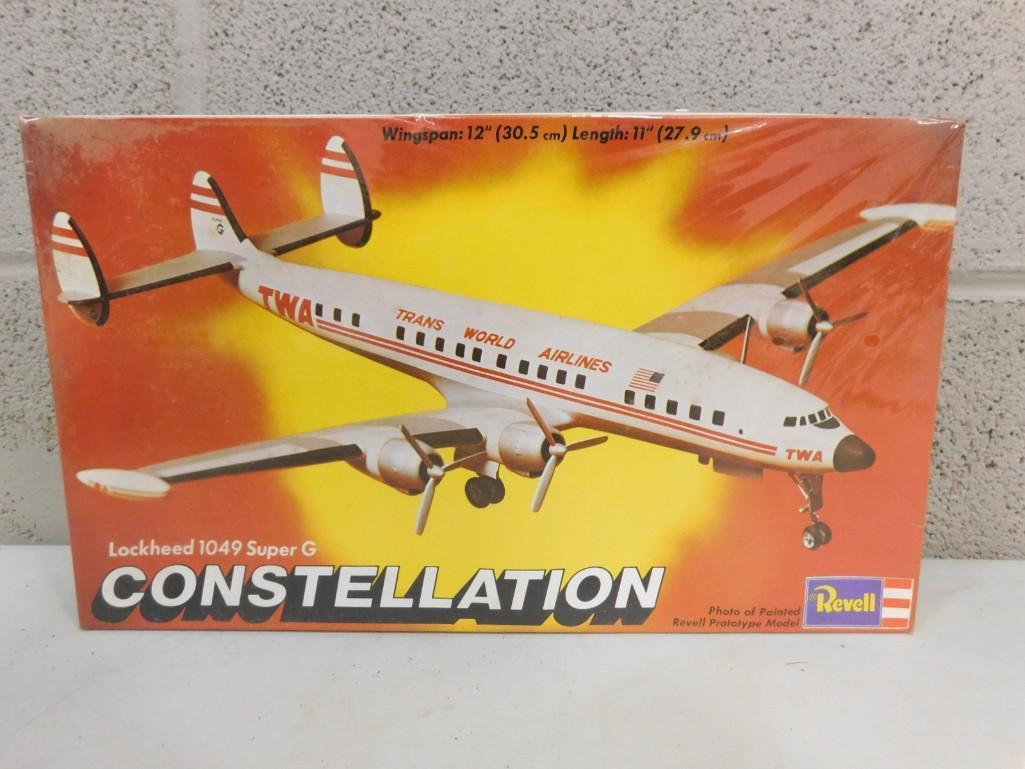 Revell Lockheed 1049 Super G Constellation Model Airplane Kit (1 of 3)