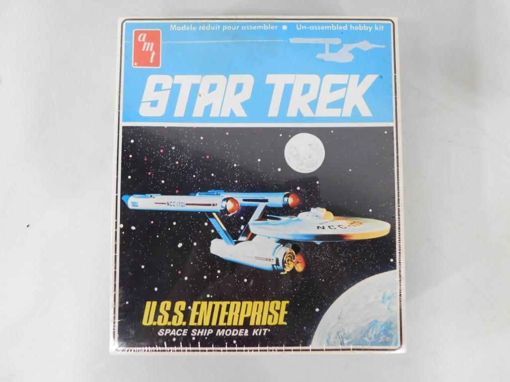 AMT Star Trek U.S.S. Enterprise Space Ship Model Kit Seal New Old Stock: AMT Star Trek U.S.S. Enterprise Space Ship Model Kit Seal New Old Stock