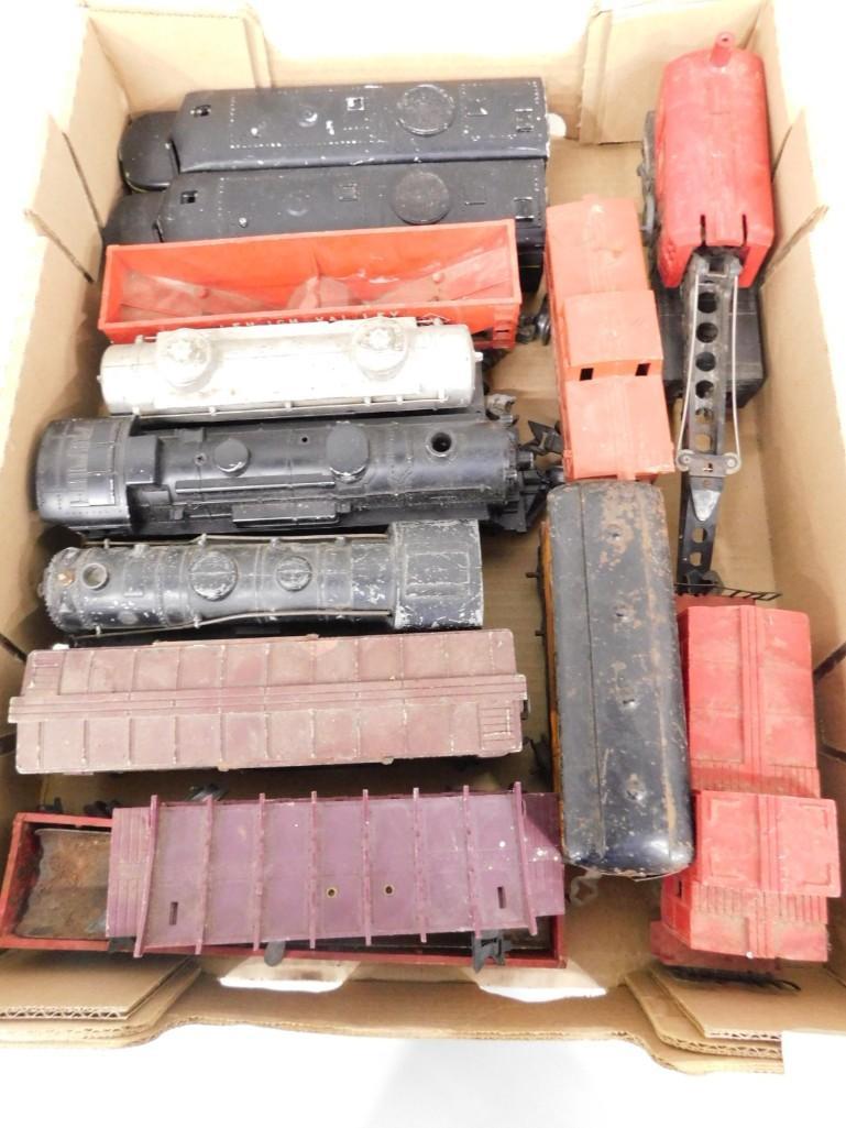 Lot of Vintage O Scale Trains including Lionel: Lot of Vintage O Scale Trains including Lionel