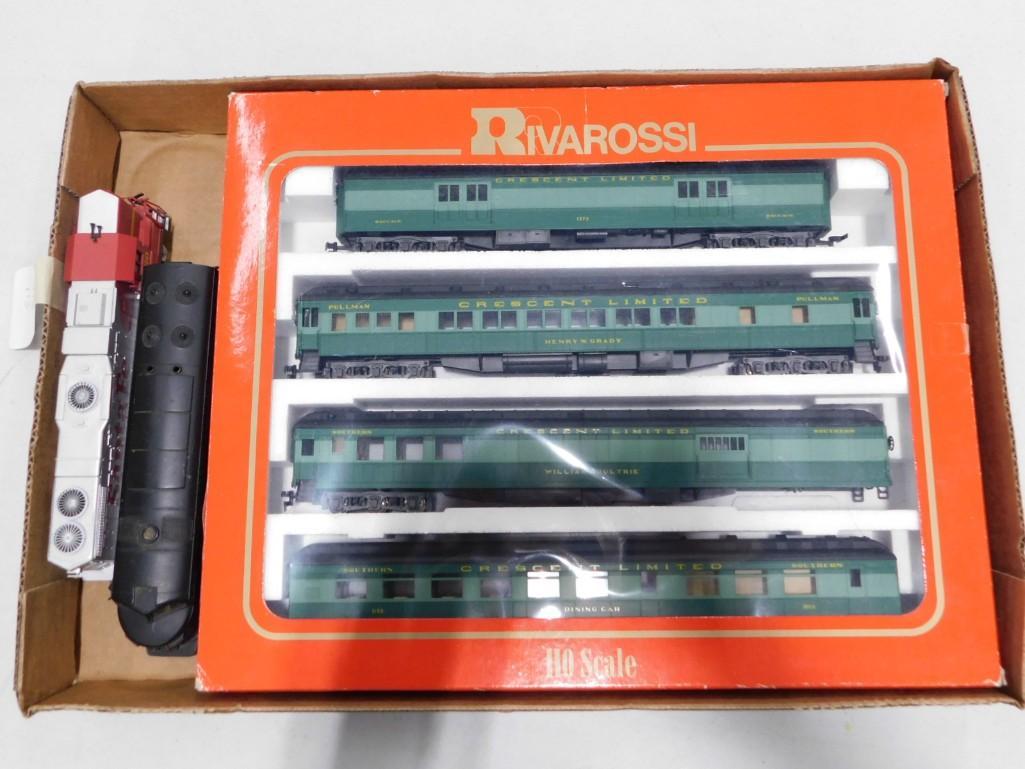 Rivarossi H0 Scale Trains with Box plus a couple of other HO Scale Trains: Rivarossi H0 Scale Trains with Box plus a couple of other HO Scale Trains