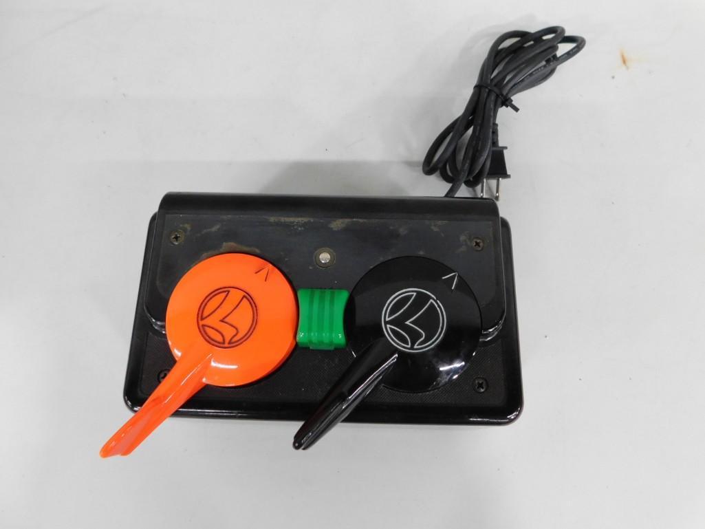 Lionel Train Transformer Type TW with Box: Lionel Train Transformer Type TW with Box