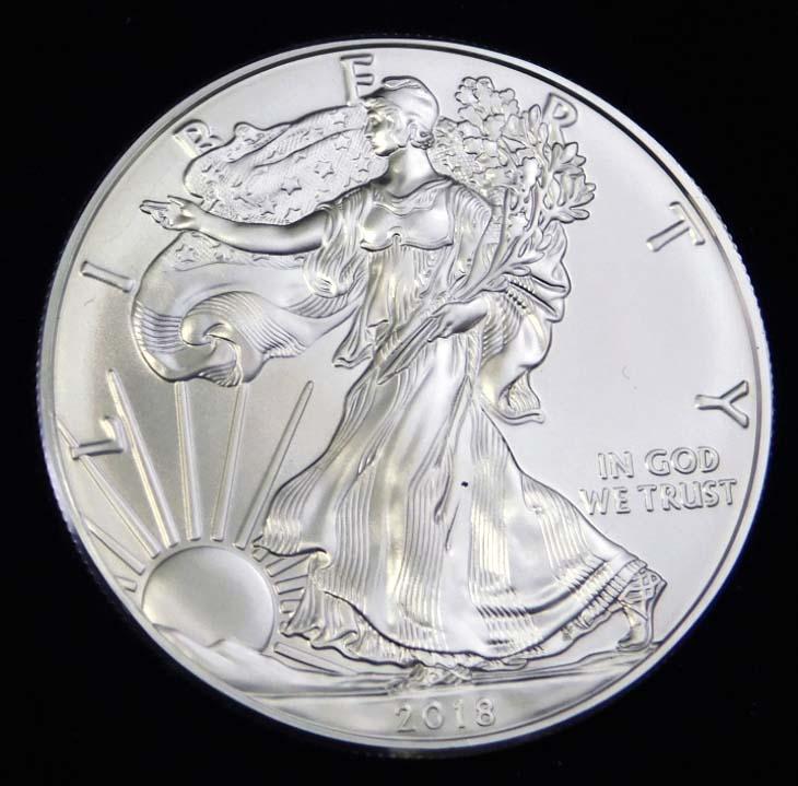 2018 BU American Silver Eagle 1 oz Silver Round (1 of 2)