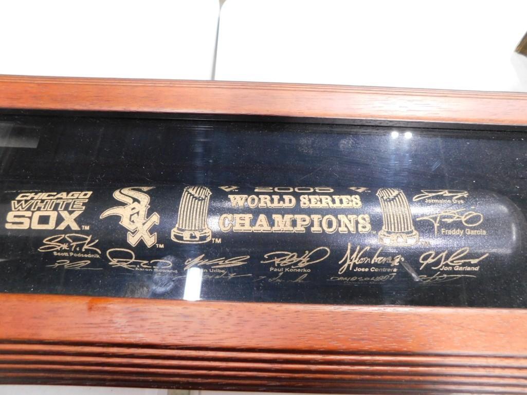 2005 Chicago White Sox World Series Champions Baseball Bat with Case (1 of 5)