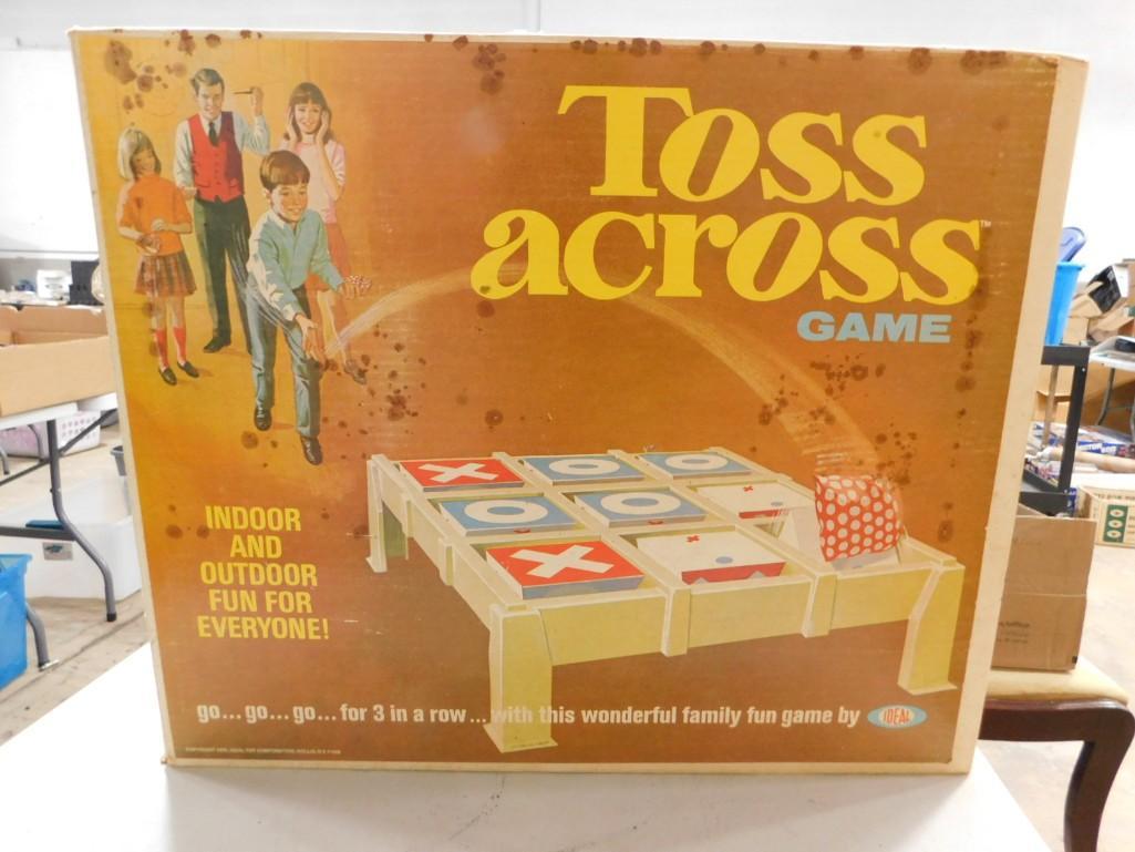 Toss Across Game in Original Box: Toss Across Game in Original Box
