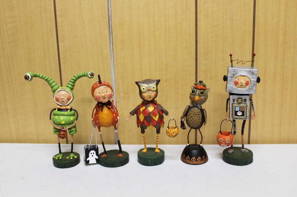 5 Lori C Mitchell Halloween Trick or Treaters Children Figures Lot: 5 Lori C. Mitchell Halloween Trick or Treaters Children Figures Lot. Includes Robby Robot, Little Alien, Hoot N Holler Owl, and Dinky Dinosaur - 1 back scale is broken off and 1 has been repaired). On