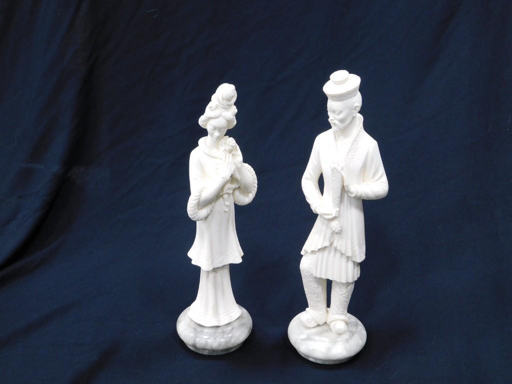 2 A Giannelli Alabaster Figures Made in Italy Asian Style Figures: 2 A Giannelli Alabaster Figures Made in Italy Asian Style Figures Condition: these have some light discolorations on them