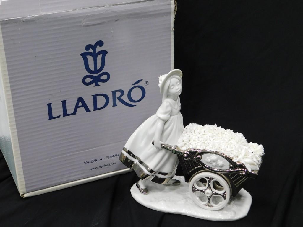 Lladro Love's Tender Tokens (Re-Deco) White and Silver with Original Box: Lladro Love's Tender Tokens (Re-Deco) White and Silver with Original Box - box has some wear . Measures about 9"x9"x4.25". Sculpted by Jose Puche