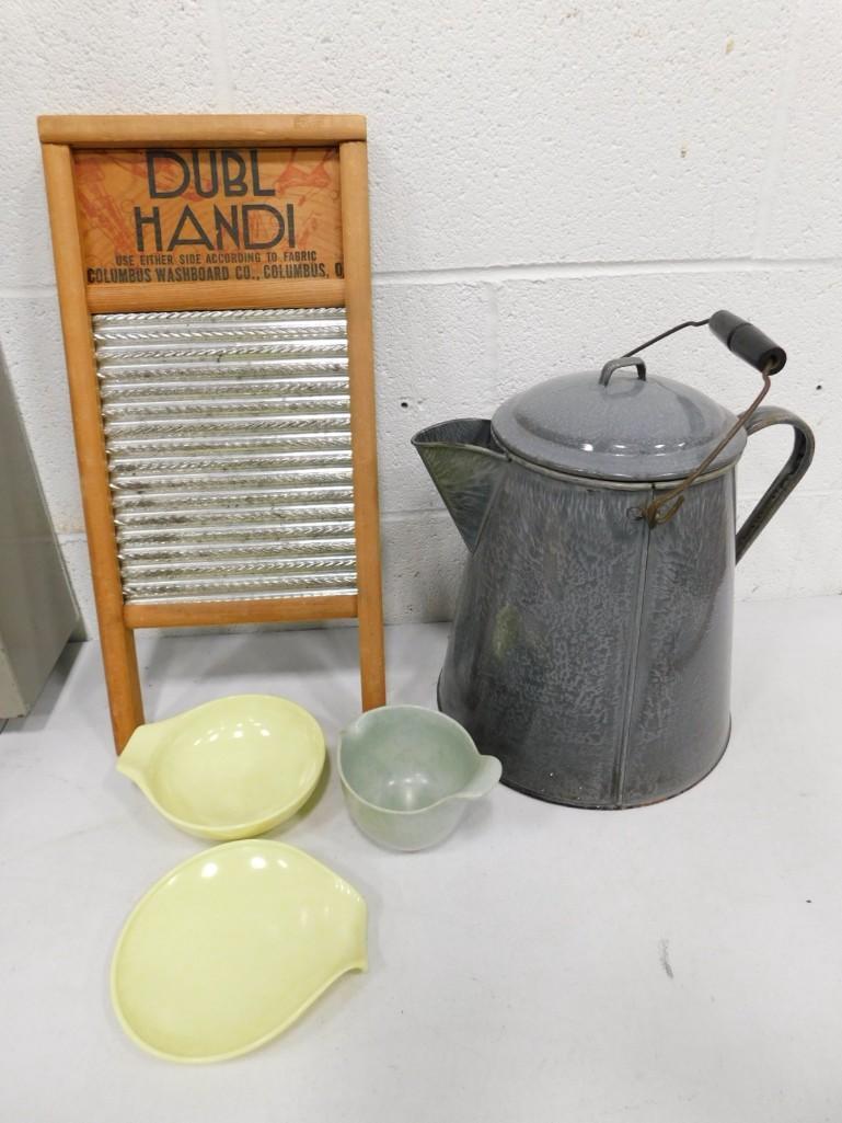 Vintage Dubl Handi Washboard, Tea Kettle, etc. (1 of 6)