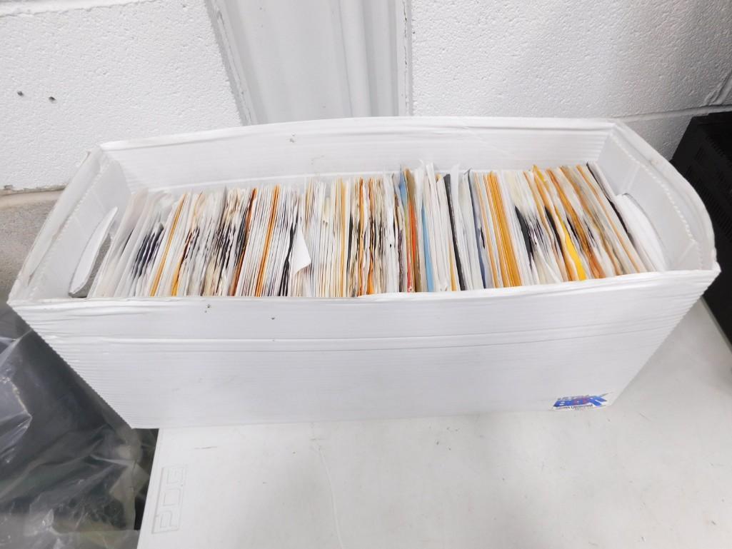 Lot of 45 RPM Vinyl Records incl Garth Brooks, Bonnie Rait, Black Crowes, Nat King Cole, (1 of 2)